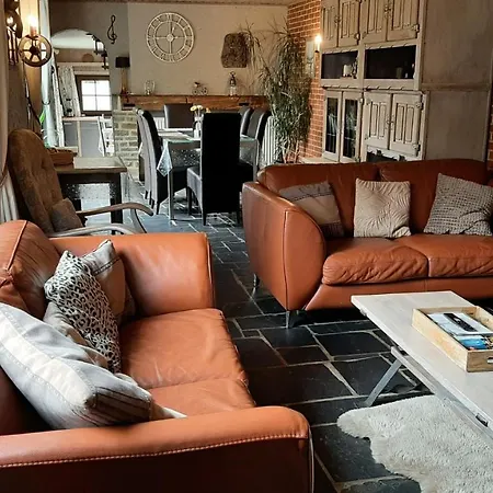 L'amandina - Porcheresse بيت للعطل Daverdisse